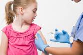 Детей без прививок в Украине запретили пускать на занятия в школы и детские сады. Документ