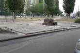 Николаевцы пожаловались на депутата, который строит парковку на детской площадке