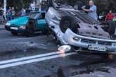 В Киеве водитель, "убегая" от полиции, перевернул другой автомобиль