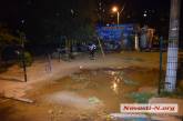 На Намыве уже сутки течет вода на детской площадке — прорвало водопровод