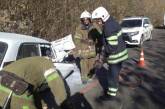 В Днепропетровской области столкнулись три легковых автомобиля: погибла женщина