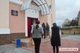 В Николаеве из школы № 36 увольняются учителя, родители недовольны директором