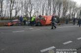 Под Ровно автобус с пассажирами влетел в грузовик, трое погибших