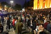 В центре Тбилиси проходит майдан: по скайпу выступает Саакашвили. Прямая трансляция