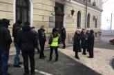 В Одессе сторонники экс-ректора захватили медуниверситет - МОЗ