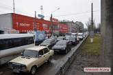 Из-за предновогоднего ажиотажа на центральных улицах Николаева большие пробки