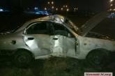 В Николаеве автомобиль врезался в столб