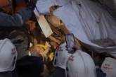 В Магнитогорске из-под завалов извлекли живого 10-месячного ребенка. ВИДЕО 