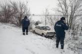 За сутки спасатели на Николаевщине достали из кюветов 3 автомобиля