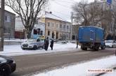 В Николаеве столкнулись грузовик и «Хюндай»