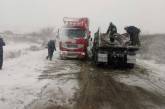 За сутки непогоды спасатели Николаевщины оказали помощь 142 людям и вытащили 65 авто