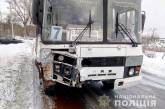 В Донецкой области в ДТП с рейсовым автобусом погибла семья