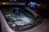 В Киеве Chevrolet снес мопед с курьером: парня отбросило в Infiniti