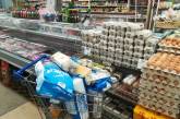 В николаевском супермаркете «Гиппо» обнаружили целую тележку просроченных продуктов