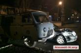 Ночью в Николаеве «Ауди» врезался в автомобиль полиции