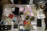 В Киеве нашли семейную лабораторию с наркотиками на 100 тысяч гривен