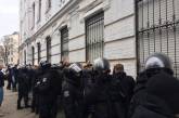 В Киеве штурмовали отделение полиции