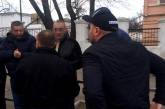 В Николаеве возле автовокзала молодчики на BMW устроили стрельбу