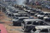 На авиашоу в Индии сгорели почти 300 авто. ВИДЕО
