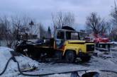 В Харькове взрыв уничтожил коммунальный автомобиль, погиб рабочий