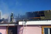 На Николаевщине огонь с горевшего гаража перекинулся на жилой дом