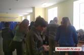 На избирательном участке в Николаеве явка составила более 10%