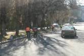В Заводском районе Николаева убирают дороги и стихийные свалки