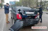 В Николаеве автомобиль охранной фирмы протаранил «Дэу»