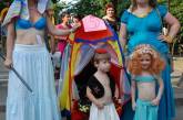 Парад детских колясок в Николаеве: дворцы, экипажи принцесс и кареты скорой помощи