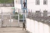 Обливают водой и бьют электрошокером: заключенные Черкасской ИК говорят о пытках