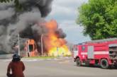 В Житомире загорелась АЗС: пострадали два человека. ВИДЕО