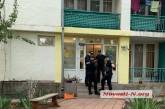 В Коблево неизвестные атаковали базу отдыха: люди не могут ни зайти, ни выйти