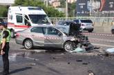 В Киеве автомобиль в ДТП разорвало на части: погибли четыре человека