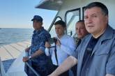 Во время визита в Мариуполь Зеленский посетил учения подразделений морской охраны 