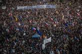 В Праге более 250 тысяч человек митинговали против власти