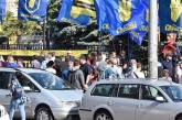 В Киеве под Конституционным судом митингуют против отмены люстрации