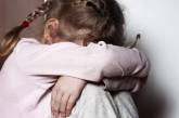 В Луганской области отец развращал 5-летнюю дочь