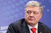 Порошенко считает, что отменять военный парад на День Независимости недальновидно