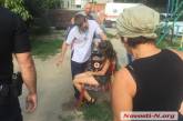 В центре Николаева «откачивали» 13-летнюю девочку в состоянии острого алкогольного отравления