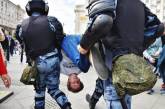 Число задержанных в Москве выросло почти до 700 человек