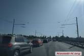 Ингульский мост в Николаеве застыл в пробке. ВИДЕО 