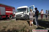 Под Николаевом пожарный автомобиль врезался в микроавтобус: пострадали два человека