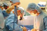 В частной клинике Херсона пациентке случайно «оторвали голову»: пришивали 12 часов