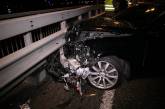 В Киеве на мосту Hyundai протаранил Lexus: трое пострадавших. ВИДЕО