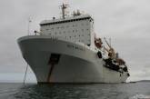 В Тихом океане пылает российская плавучая база «Петр Житников»: эвакуированы 250 человек