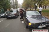 В Николаеве возле автовокзала столкнулись 3 автомобиля: движение было заблокированным