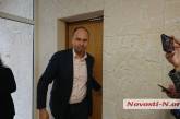 Скандальная сессия Николаевского облсовета: депутаты закрылись в VIP-комнате столовой