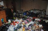 В Николаеве ночью горела захламленная мусором квартира: хозяйка госпитализирована