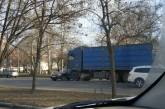 В Николаеве столкнулись грузовик и легковушка