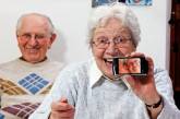 В Пенсионном фонде пообещали, что с Нового года начнут обслуживать пенсионеров через мобильное приложение